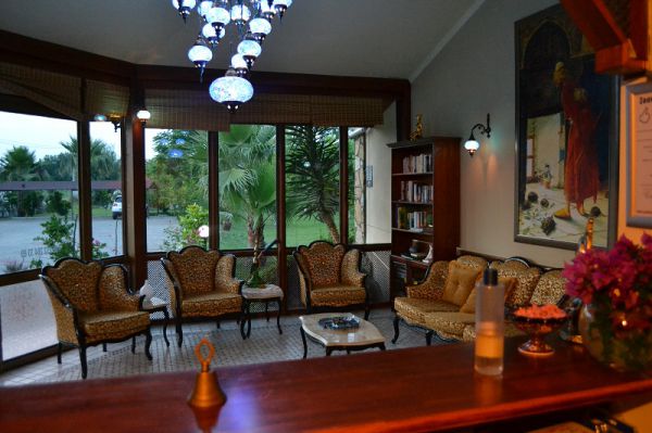 Grenadine Lodge