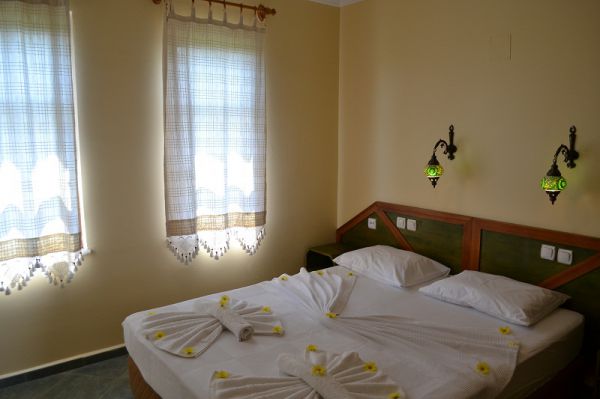 Grenadine Lodge