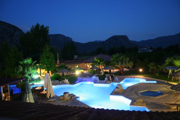 Grenadine Lodge