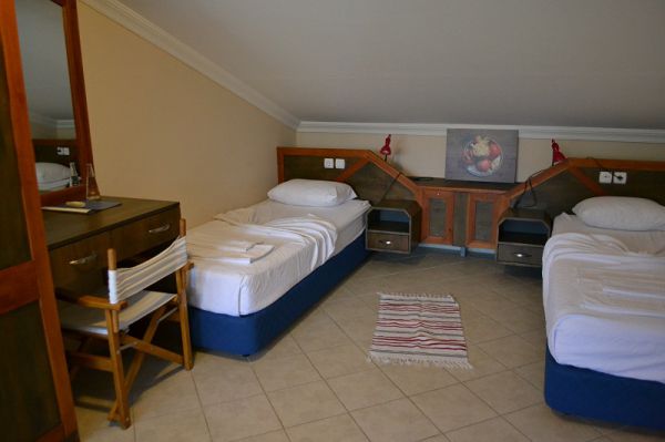 Grenadine Lodge