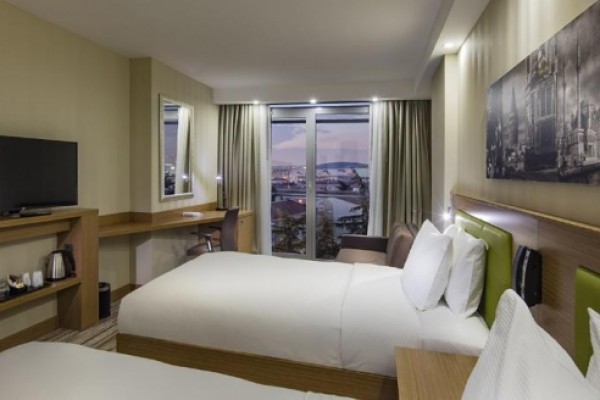 Hampton by Hilton İstanbul Ataköy