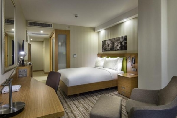 Hampton by Hilton İstanbul Ataköy