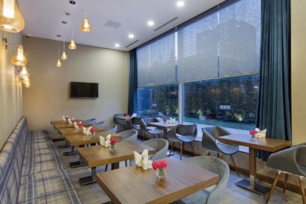 Hampton by Hilton İstanbul Ataköy