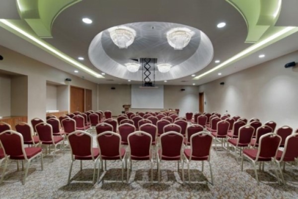 Hampton by Hilton İstanbul Ataköy