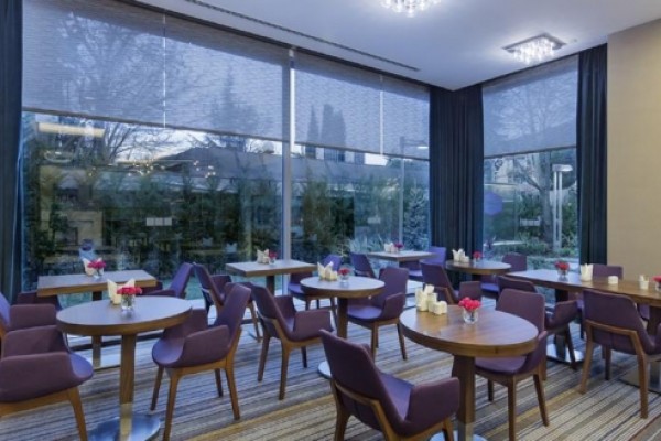 Hampton by Hilton İstanbul Ataköy