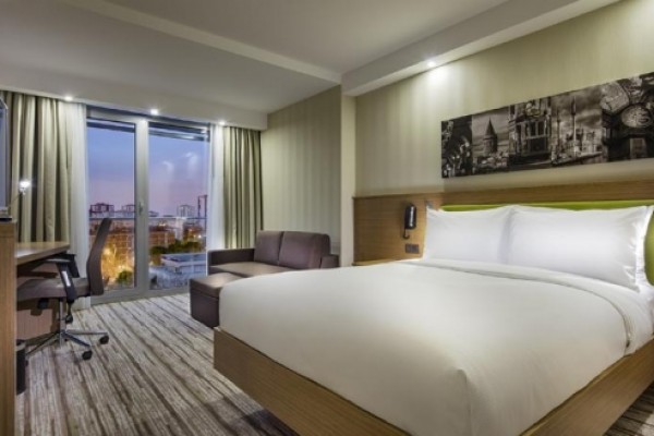 Hampton by Hilton İstanbul Ataköy