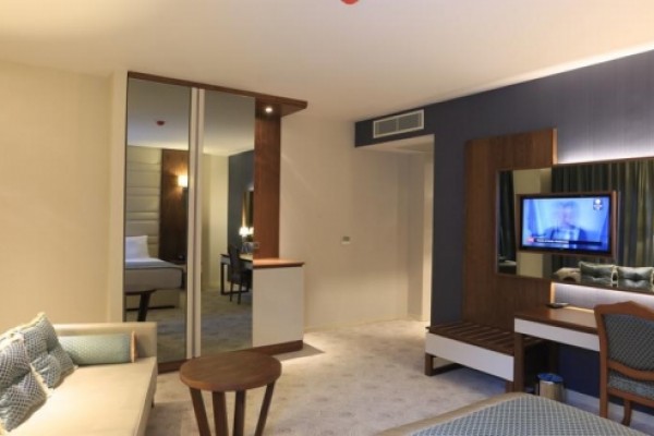 Hassuites