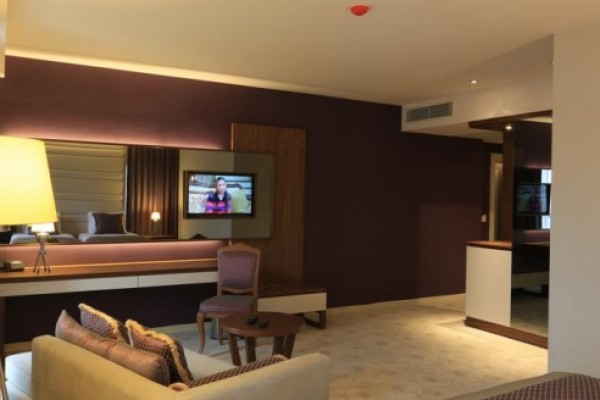 Hassuites