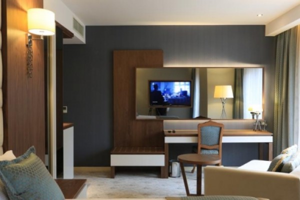 Hassuites