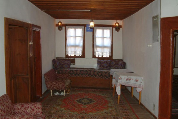 Hatice Hanım Konakları