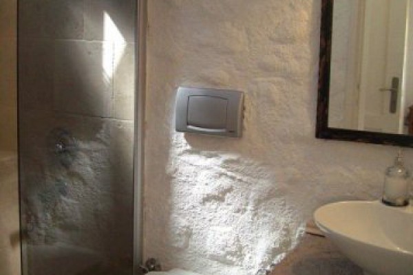 Hire Otel