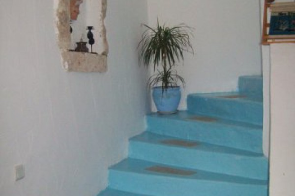 Hire Otel