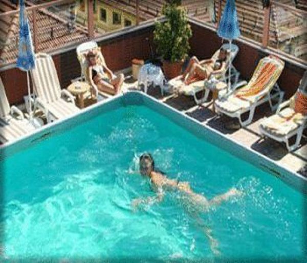Hotel Eyfel
