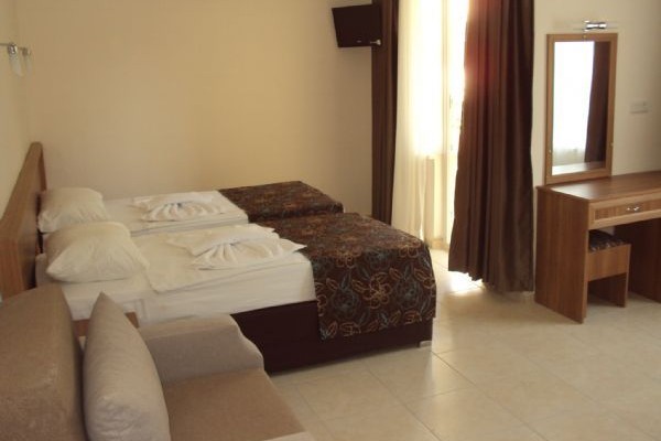 Hotel Pera Inn