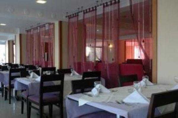 Ideal Pearl Otel