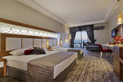 Justiniano Deluxe Resort