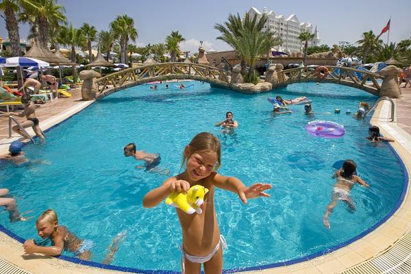 Kamelya World Holiday Village Otel
