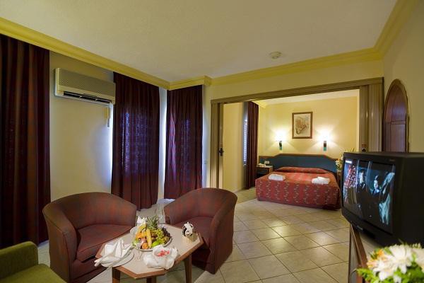 Kamelya World Holiday Village Otel