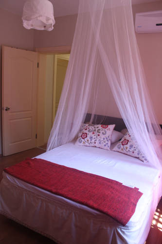 Kara Üzüm Hotel