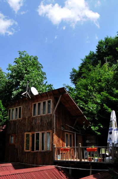 Karaaslan Alabalık Kamping Bungalow Tesisleri