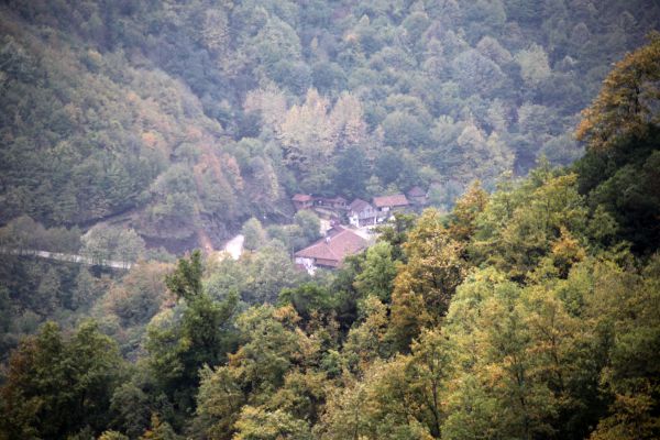 Karaaslan Alabalık Kamping Bungalow Tesisleri