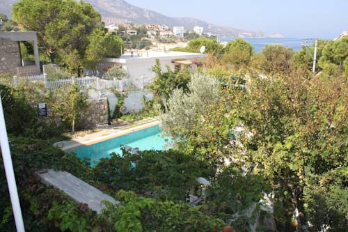 Karaburun Eco Hotel