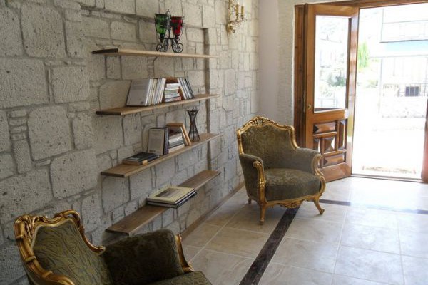 Karaburun Konak Otel
