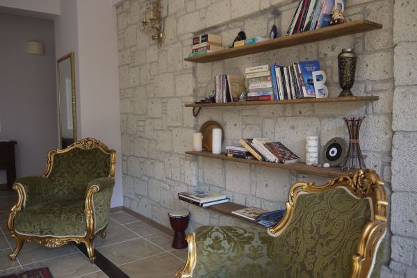 Karaburun Konak Otel