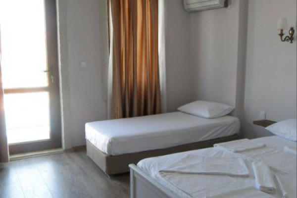 Karaburun Konak Otel