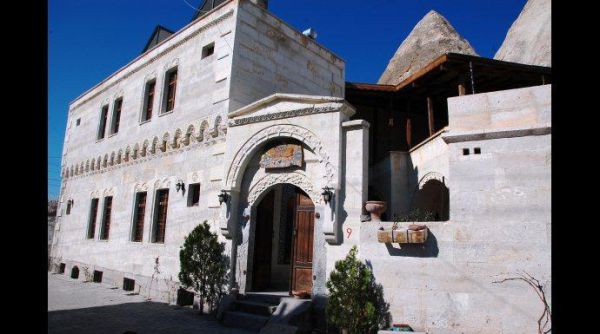 Kısmet Cave House