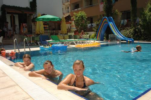 Kleopatra Celine Hotel