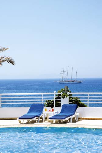 Korumar Hotel De Luxe