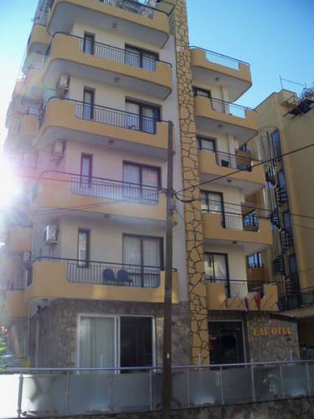 Lal Otel