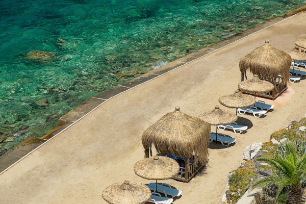 Le Bleu Hotel & Spa