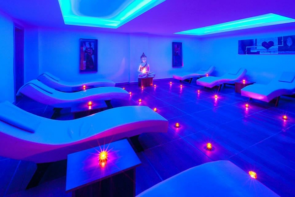 Le Bleu Hotel & Spa