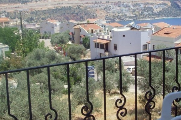 Lizo Hotel
