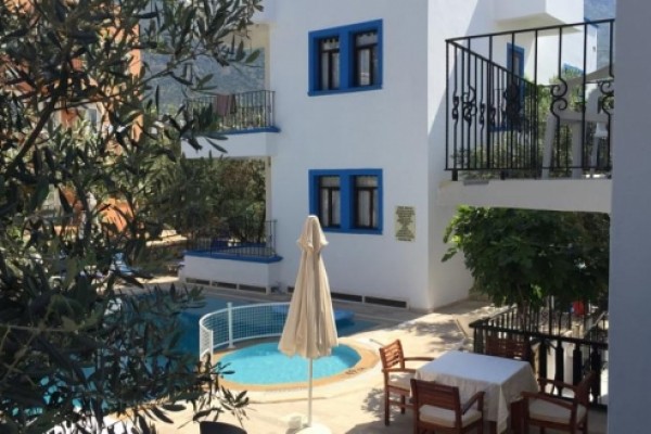 Lizo Hotel