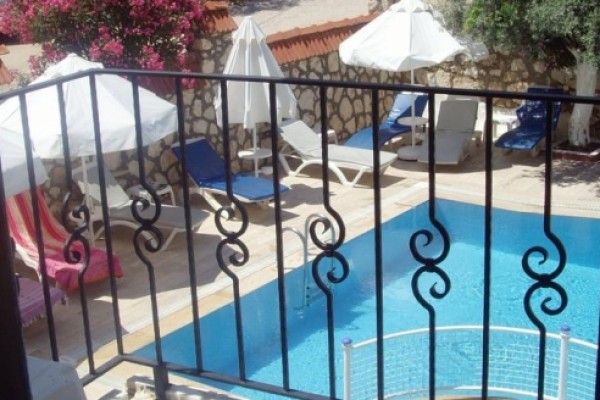 Lizo Hotel