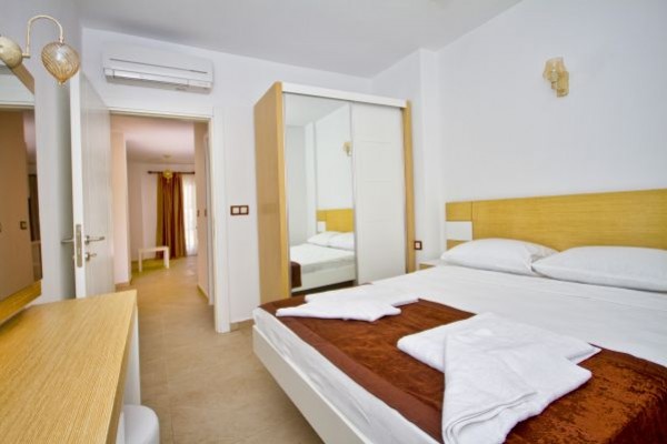 Lu Suites Exclusive