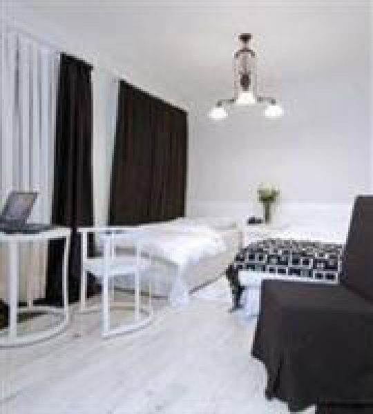 Lush Otel