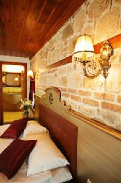 Mediterra Art Hotel