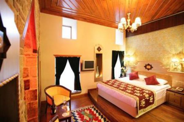Mediterra Art Hotel