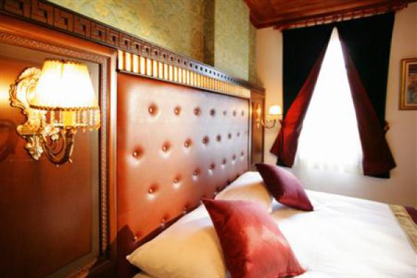 Mediterra Art Hotel