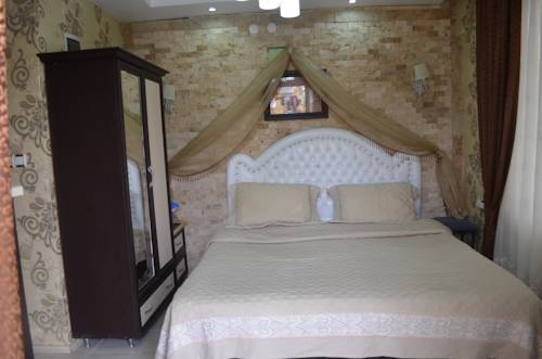 Melrose House Hotel