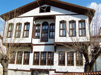 Mevaların Konağı