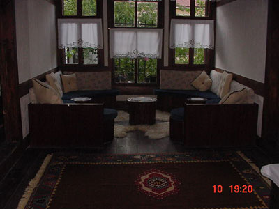 Mevaların Konağı