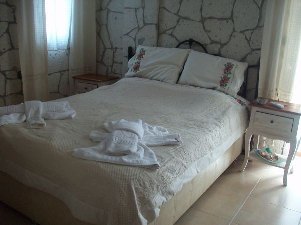 Münevver Abla Konuk Evi