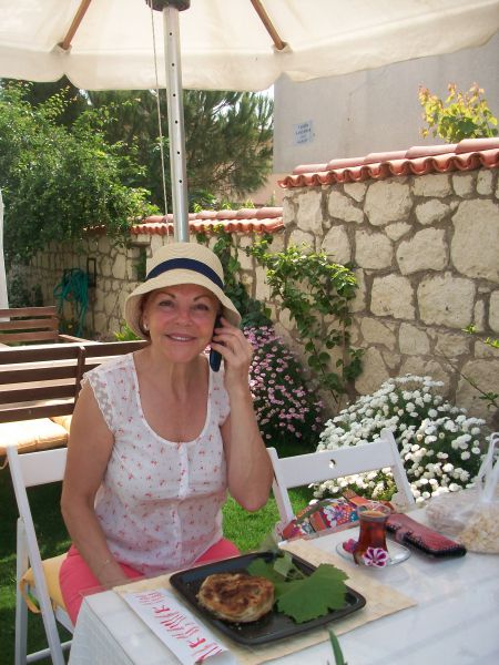 Münevver Abla Konuk Evi