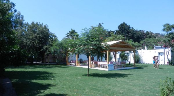 Myndos Bed and Breakfast Otel