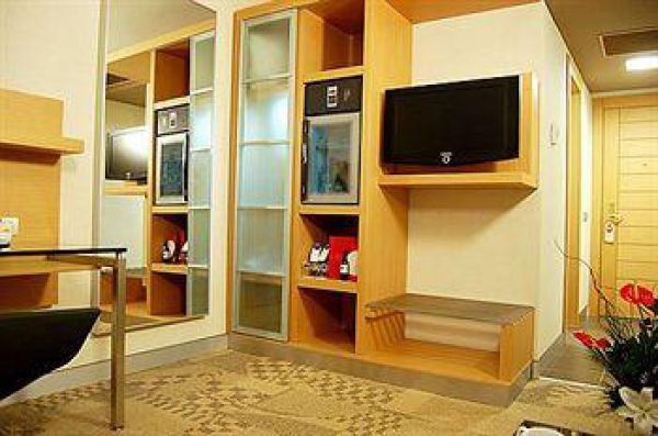 Nippon Hotel
